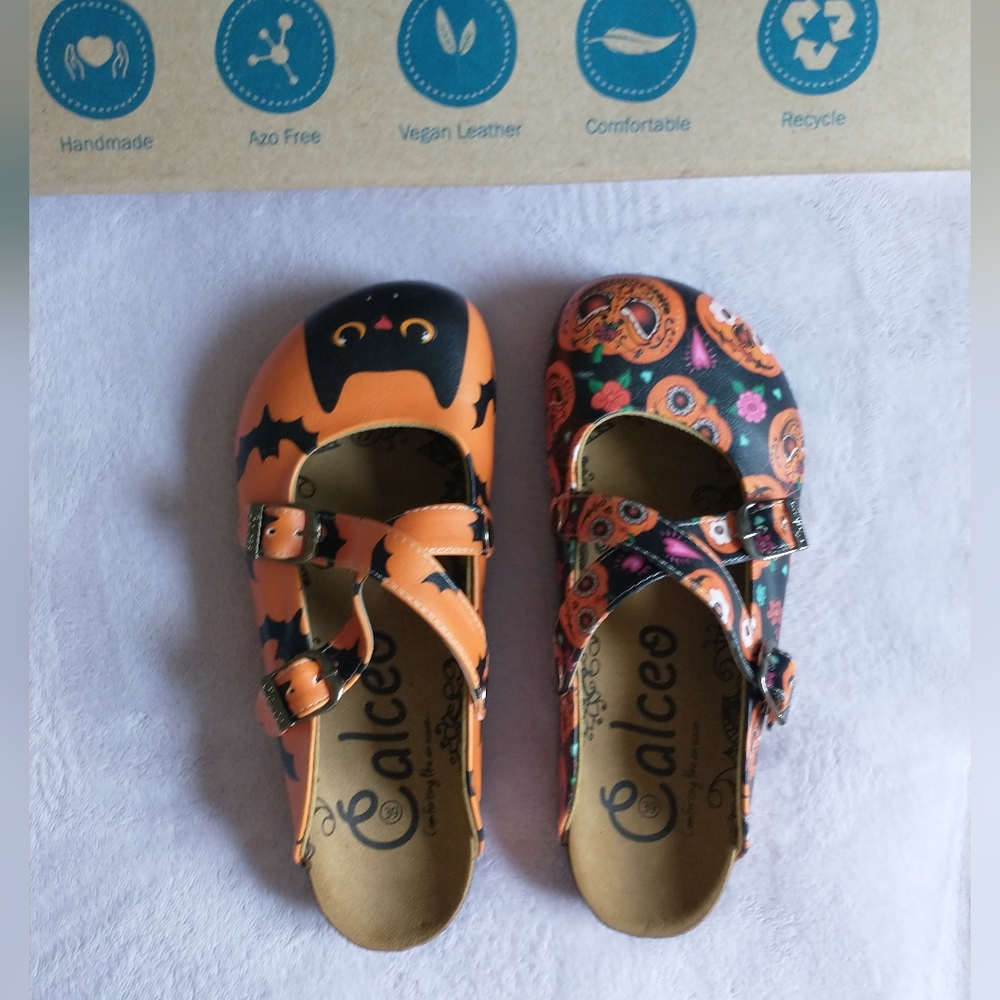 Calceo Halloween Clogs - Picture 3 of 3